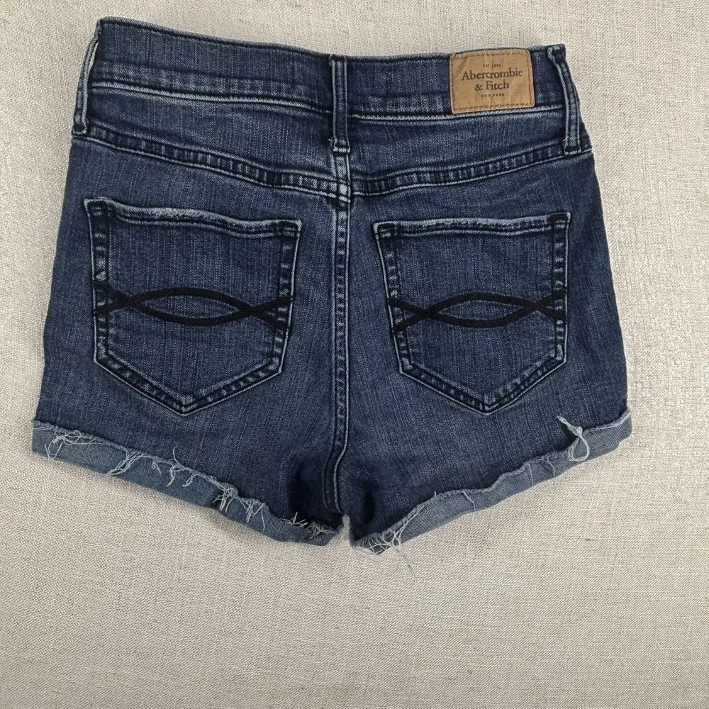 Abercrombie & Fitch abercrombie fitch